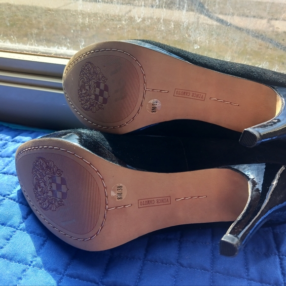 Vince Camuto Velvet heels size 8.5, Brand new - Picture 5 of 9